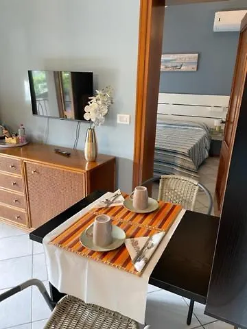 La Bomboniera Apartment Cervia 0*,
